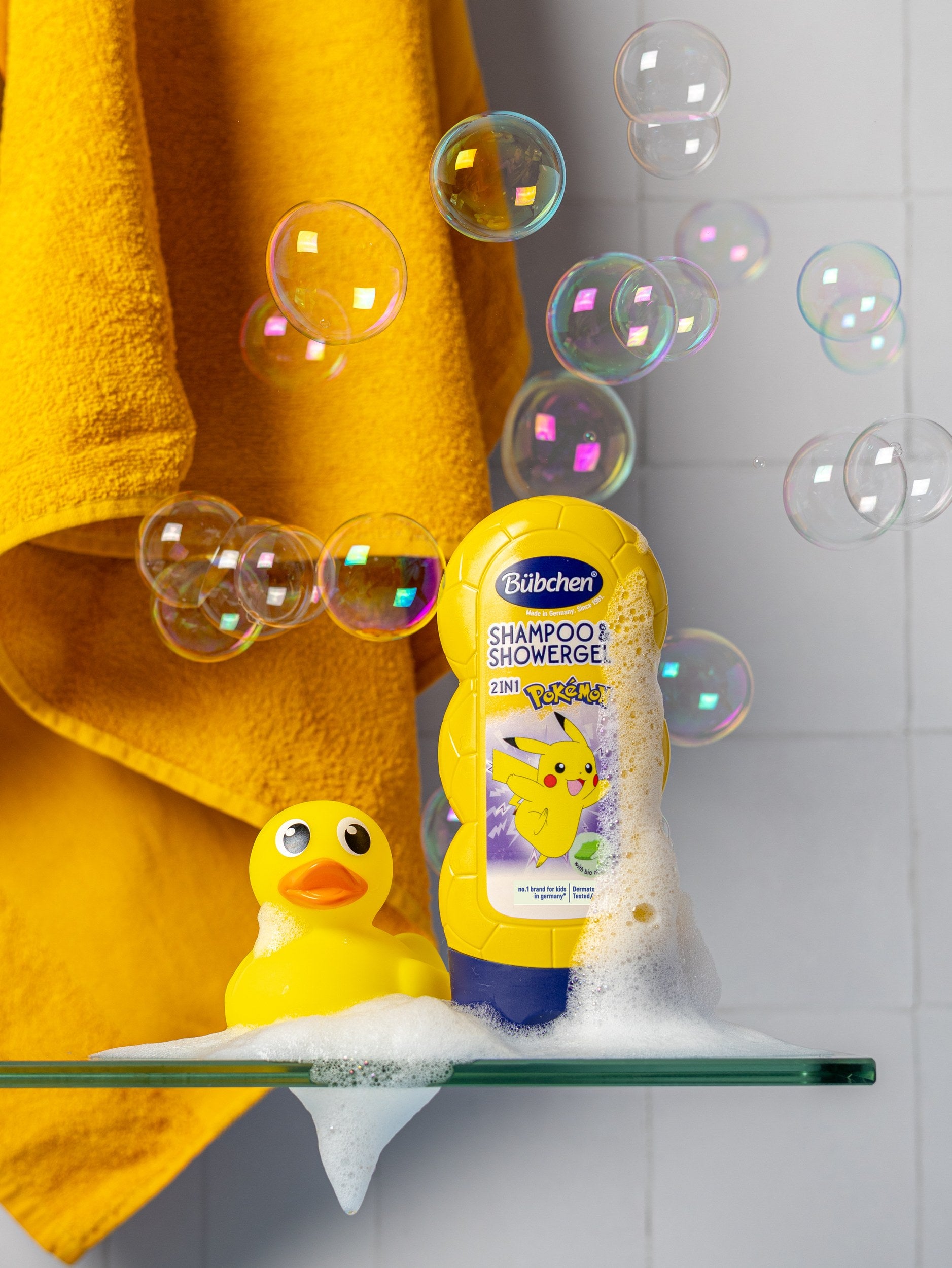 Bübchen Pikachu 2’si 1 Arada Çocuk Şampuanı ve Duş Jeli 230 ML