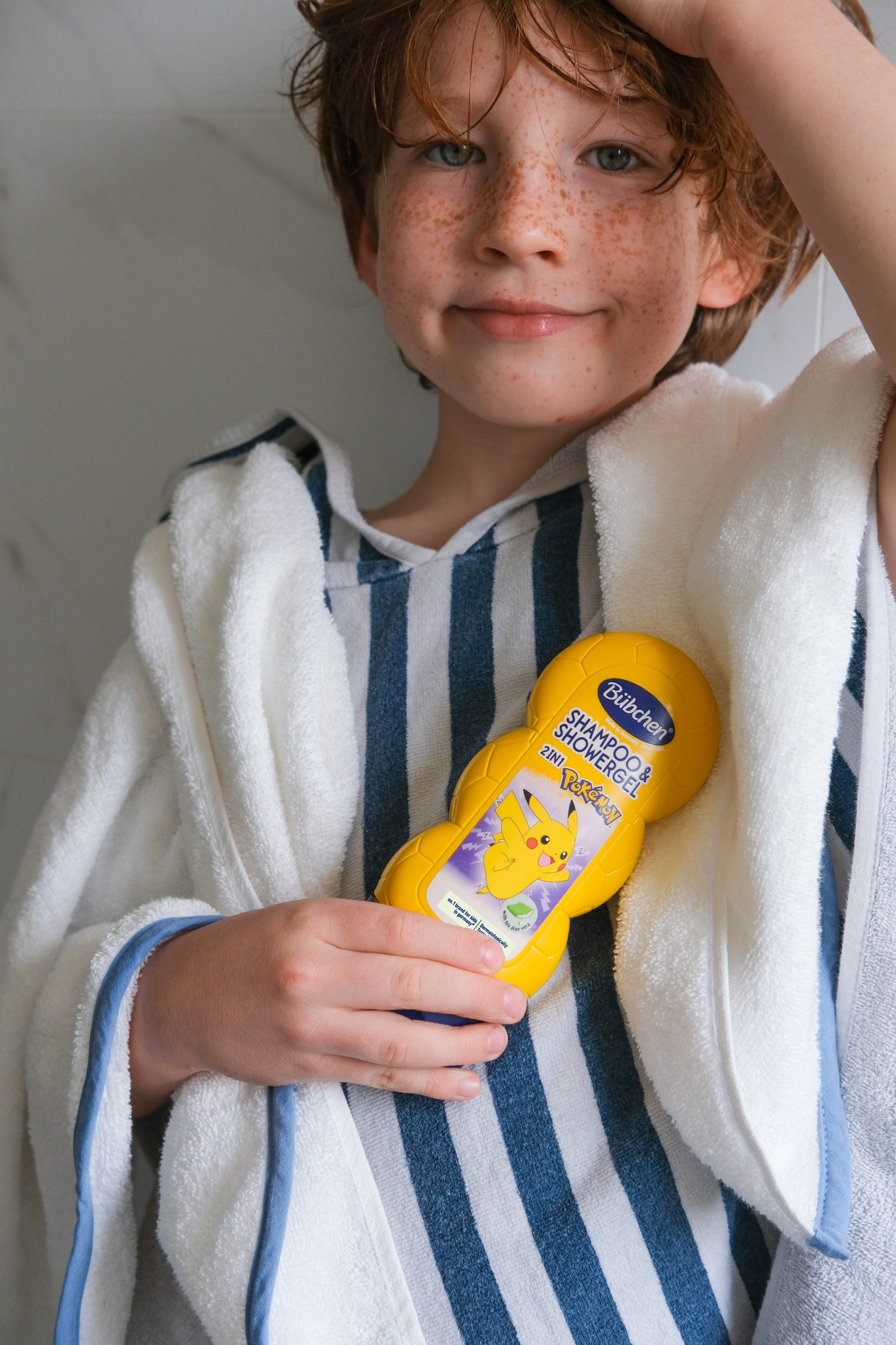 Bübchen Pikachu 2’si 1 Arada Çocuk Şampuanı ve Duş Jeli 230 ML